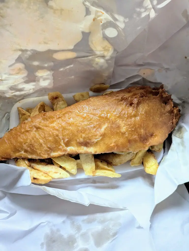 Chris's Fish Bar_Tiptree_slider_image_2