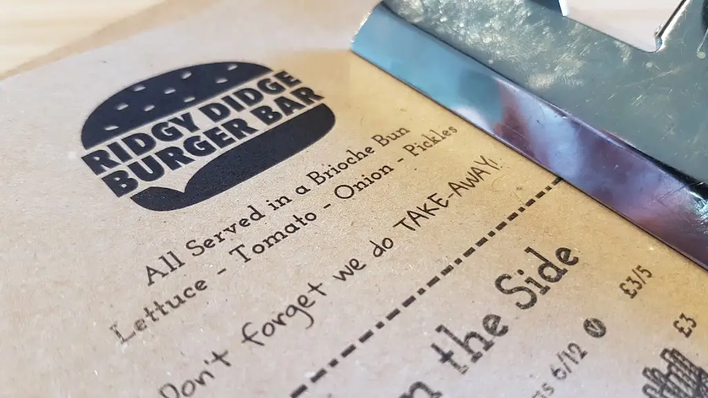 Menu_The Red Dog_Tiptree_image_3