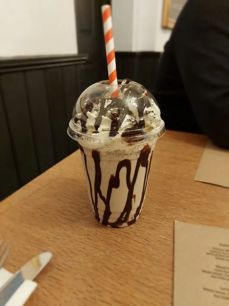 Menu_The Red Dog_Tiptree_image_5