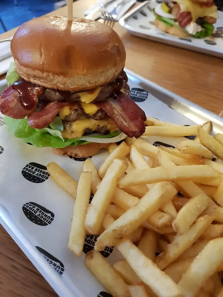 Menu_The Red Dog_Tiptree_image_6