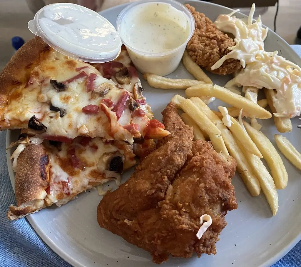 guavamutt_Direct Pizza & Kebab House_Tiptree_review