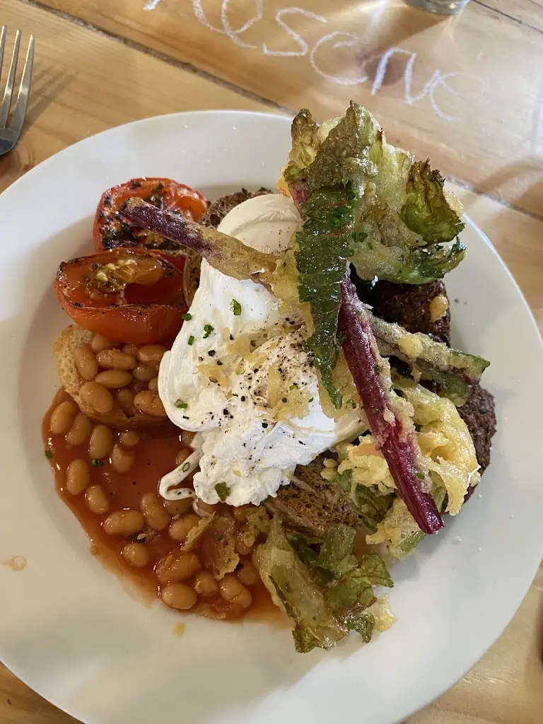 Charlotte Louise Holmes_The Canteen at Maker Heights_Torpoint_review