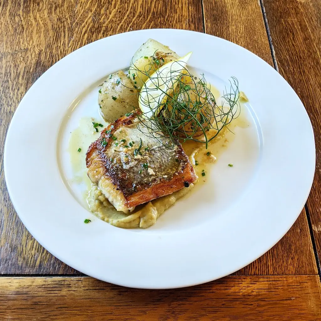 The Canteen at Maker Heights_Torpoint_slider_image_3