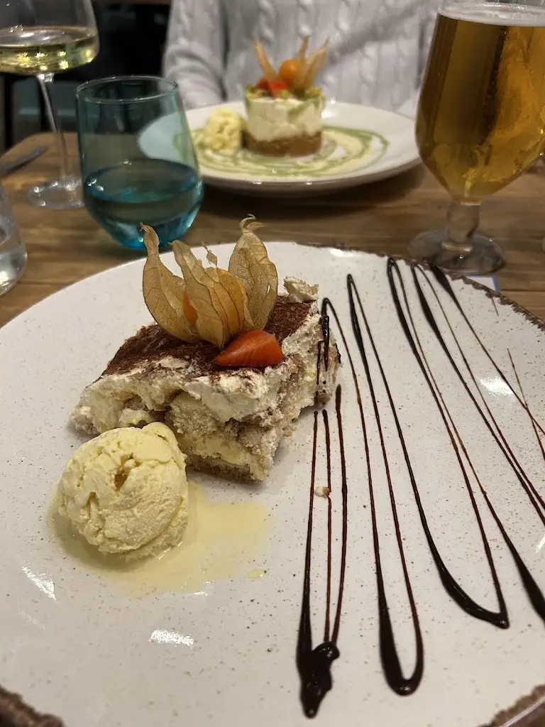 Menu_WOOGIES STEAK BURGERS SEAFOOD_Torpoint_image_5