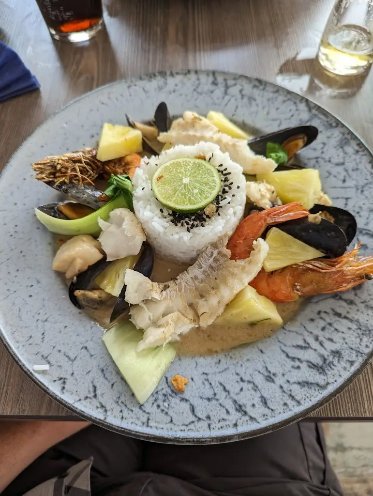 Menu_WOOGIES STEAK BURGERS SEAFOOD_Torpoint_image_6