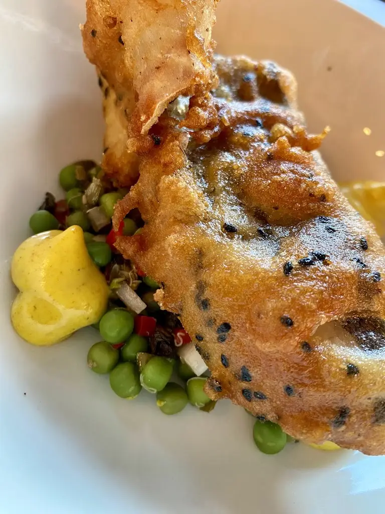 Guy Melbourne_Bewshea's By The Beach_Torpoint_review