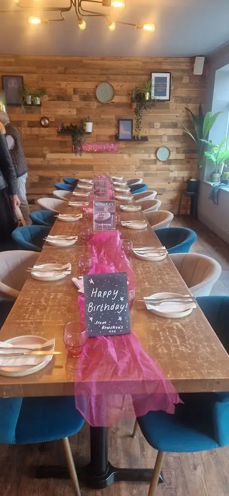 Keith Smith_Bewshea's By The Beach_Torpoint_review