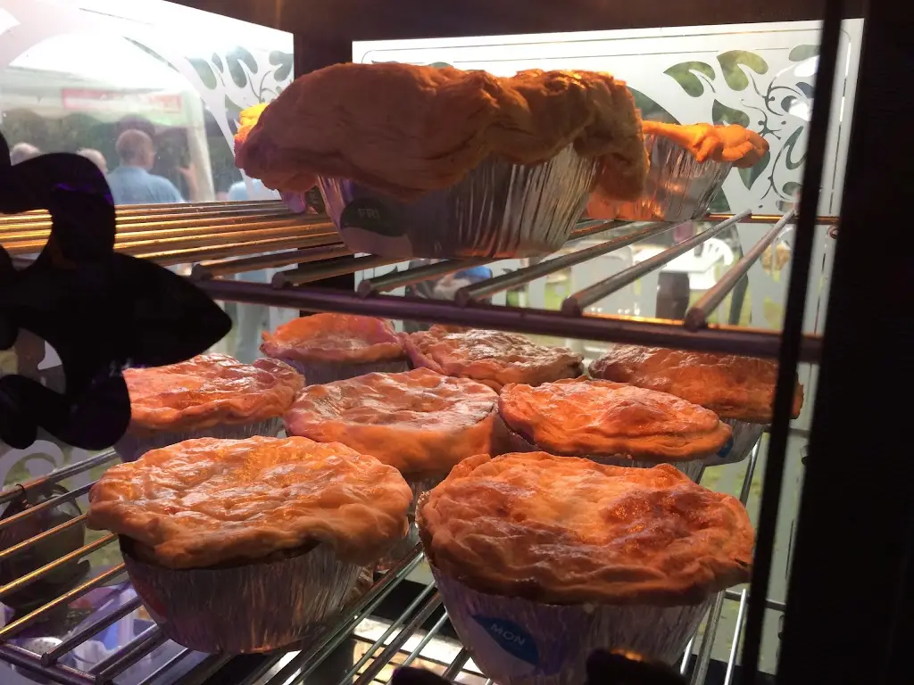 The Halfway House Pub and Kitchen_Torpoint_slider_image_2