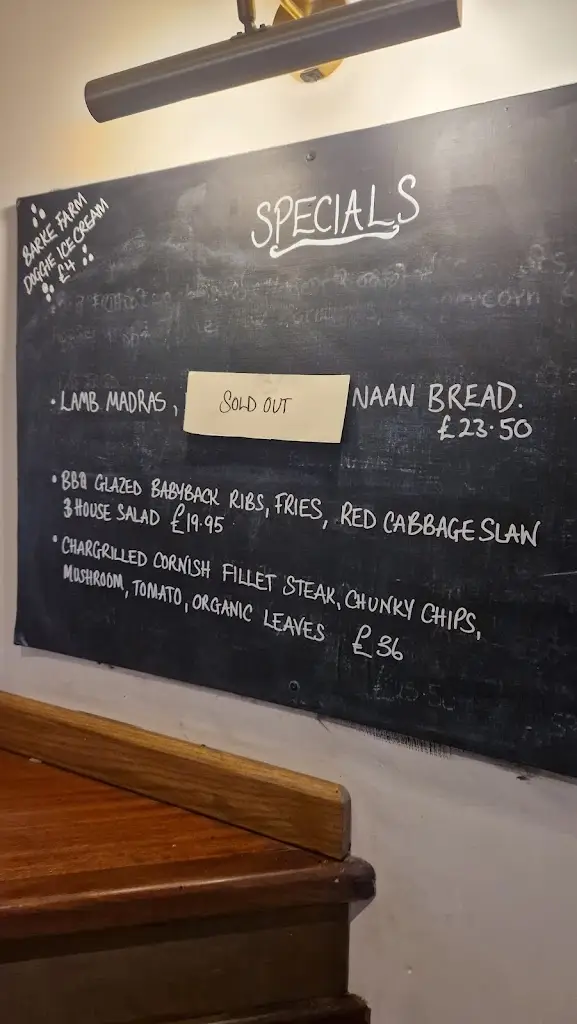 Menu_Finnygook Inn_Torpoint_image_4