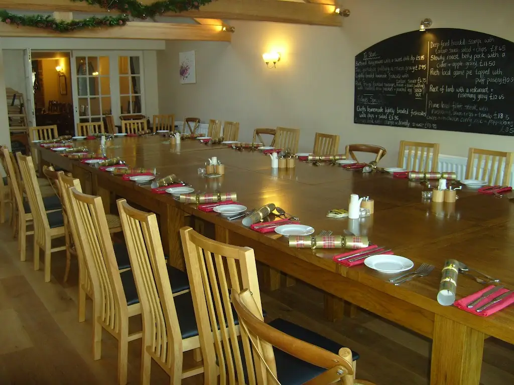 Old Oak Tree_Thirsk_slider_image_1