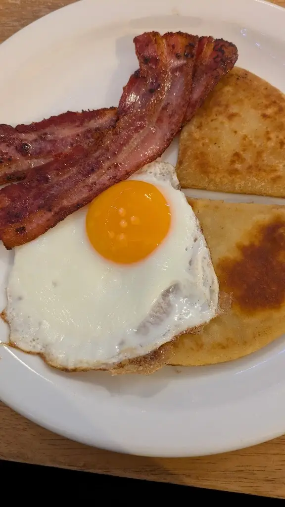 Evangelia Vamvaka_Tea Time Café_Thirsk_review