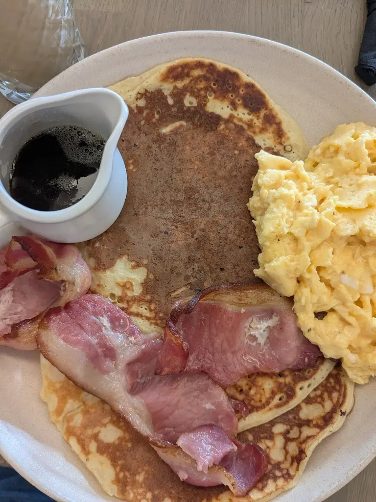 Lemon Tree Bistro_Truro_slider_image_3