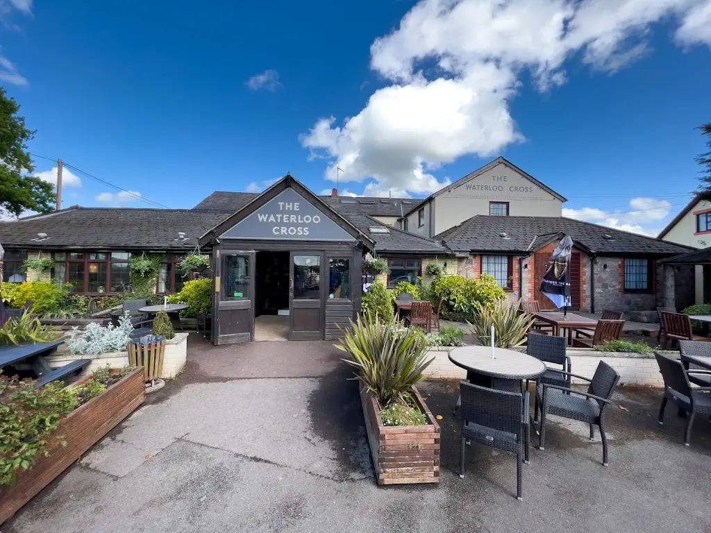 Waterloo Cross_Uffculme_slider_image_3