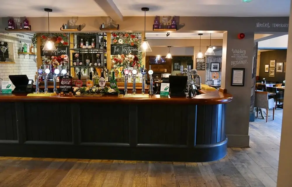 Testwood restaurant in Totton