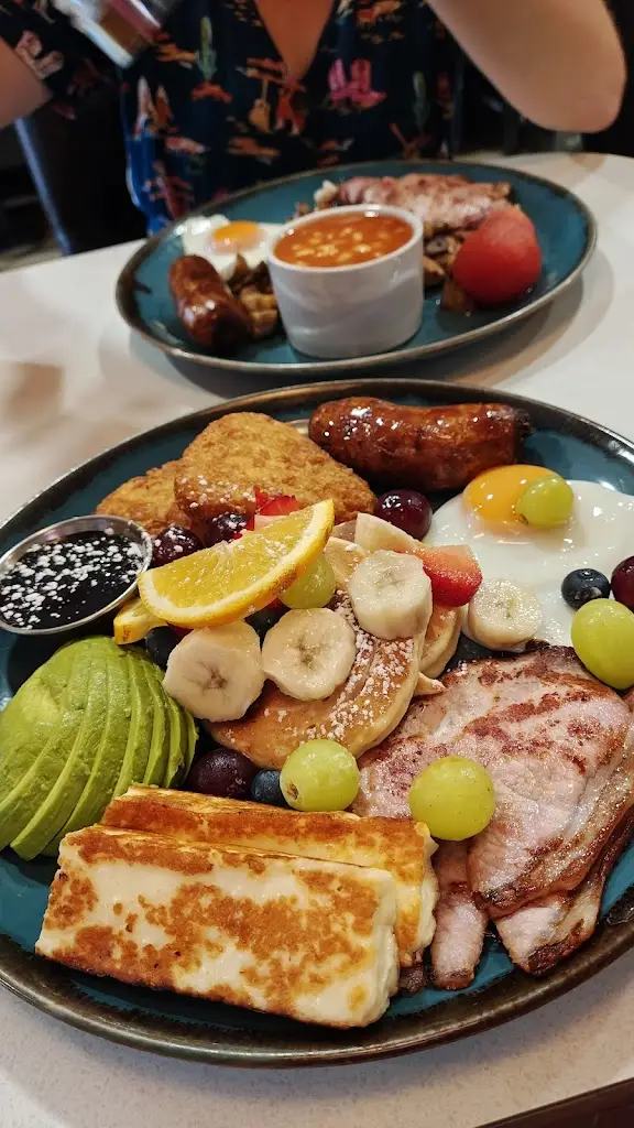 Jez B_Cafe Aroma_Totton_review