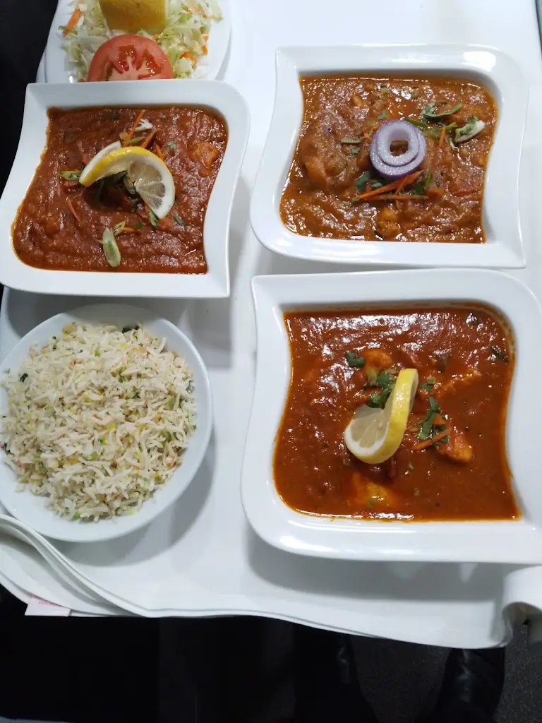 Achari Lounge_Totton_slider_image_3