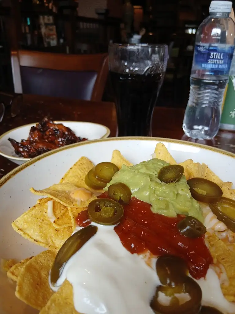 Graham Gates_Walnut Tree Farm - Dining & Carvery_Totton_review