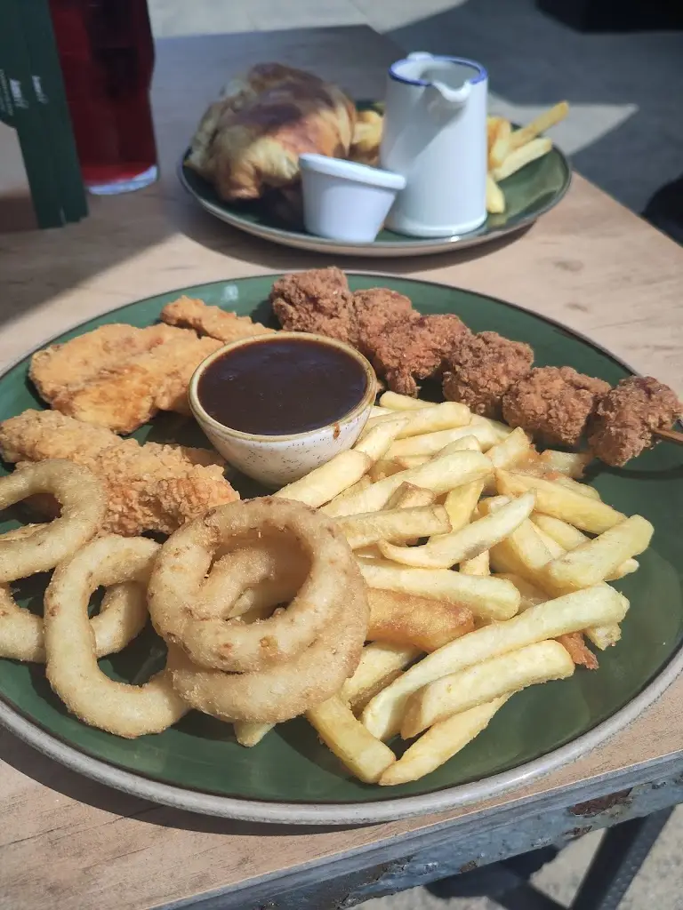 Leanne Cripps_Walnut Tree Farm - Dining & Carvery_Totton_review