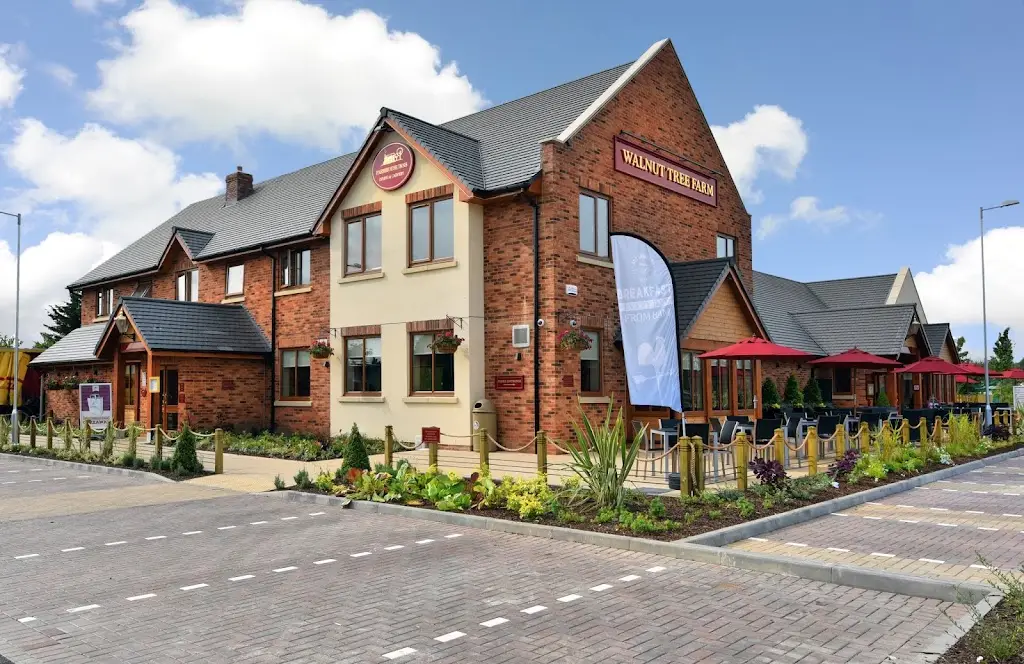 Walnut Tree Farm - Dining & Carvery_Totton_slider_image_3