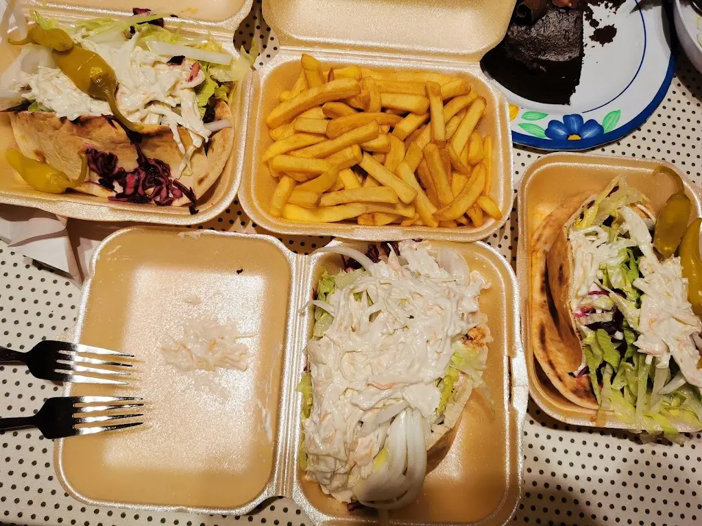 Andrew White_Charcoal Grill Totton_Totton_recensione