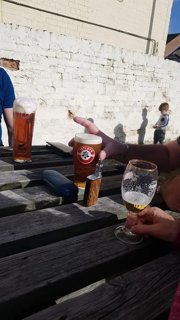 Menu_Fox Inn_Ulceby_image_1