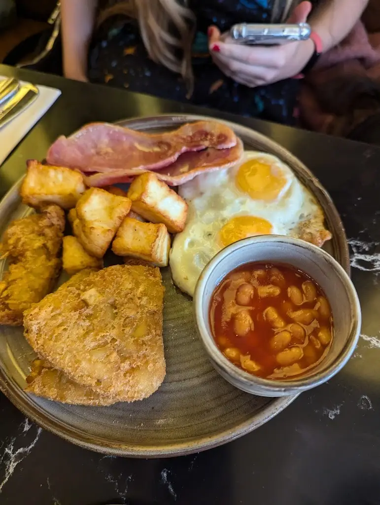 Kate Jacobs_Allard's Lounge_Tynemouth_review