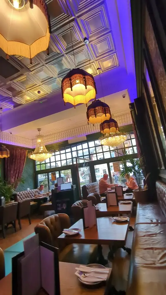 Allard's Lounge_Tynemouth_slider_image_2