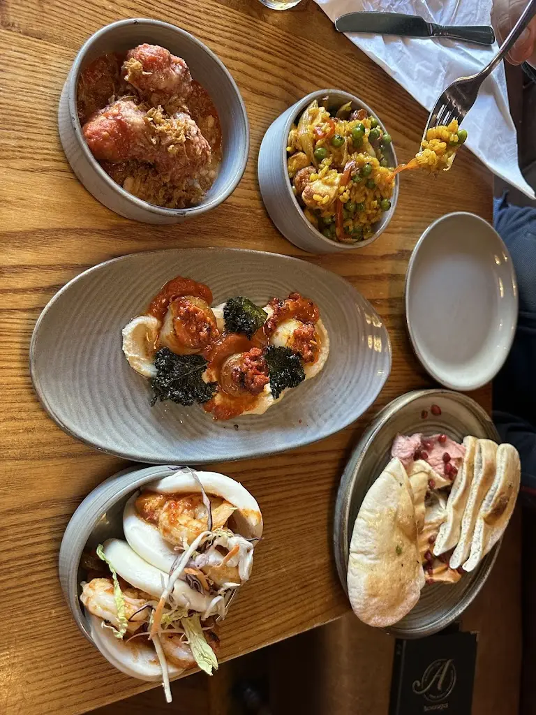 Allard's Lounge_Tynemouth_slider_image_3