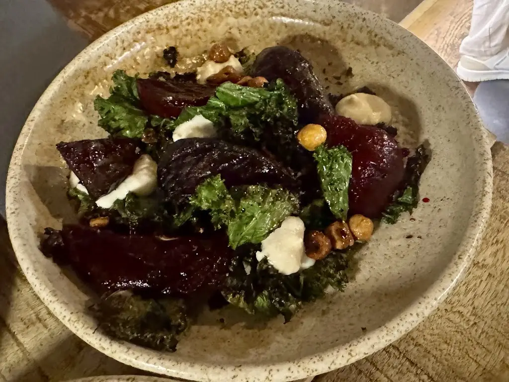 Bryan S_Embers_Beighton_reseña