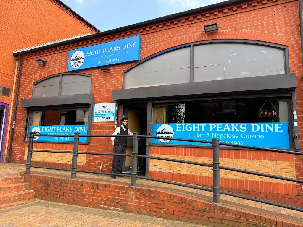 Eight Peaks Dine, Tipton restaurant in Tipton