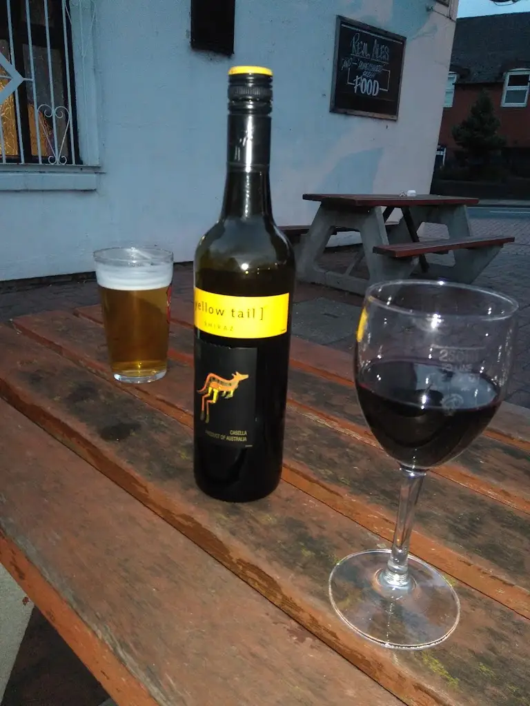 Menu_The Fountain Inn_Tipton_image_6