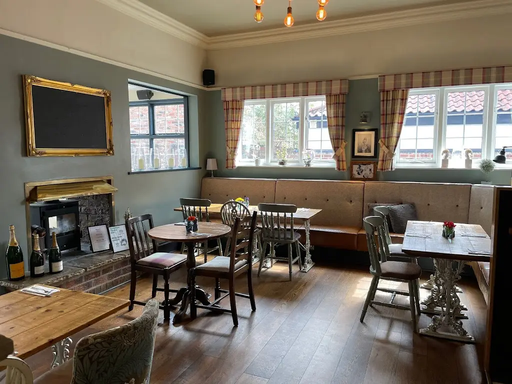 The White Horse Upper Poppleton Restaurant in Upper Poppleton