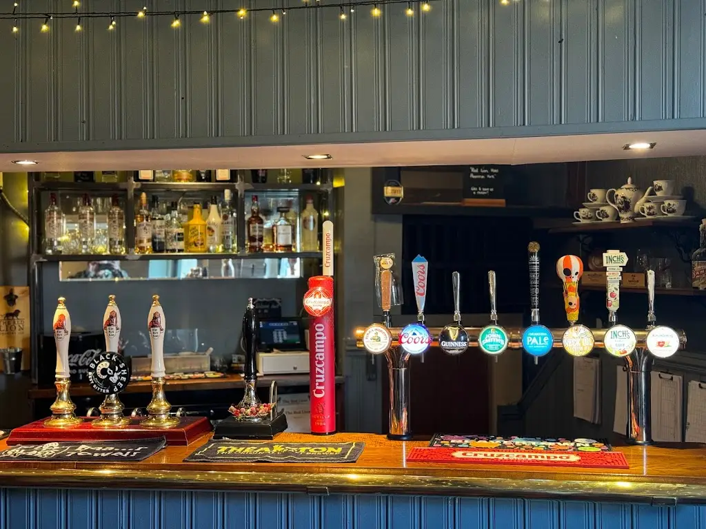 Red Lion Inn & Motel_Upper Poppleton_slider_image_1