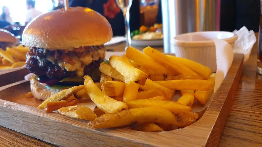 Menu_The Highlands Inn_Uckfield_image_8