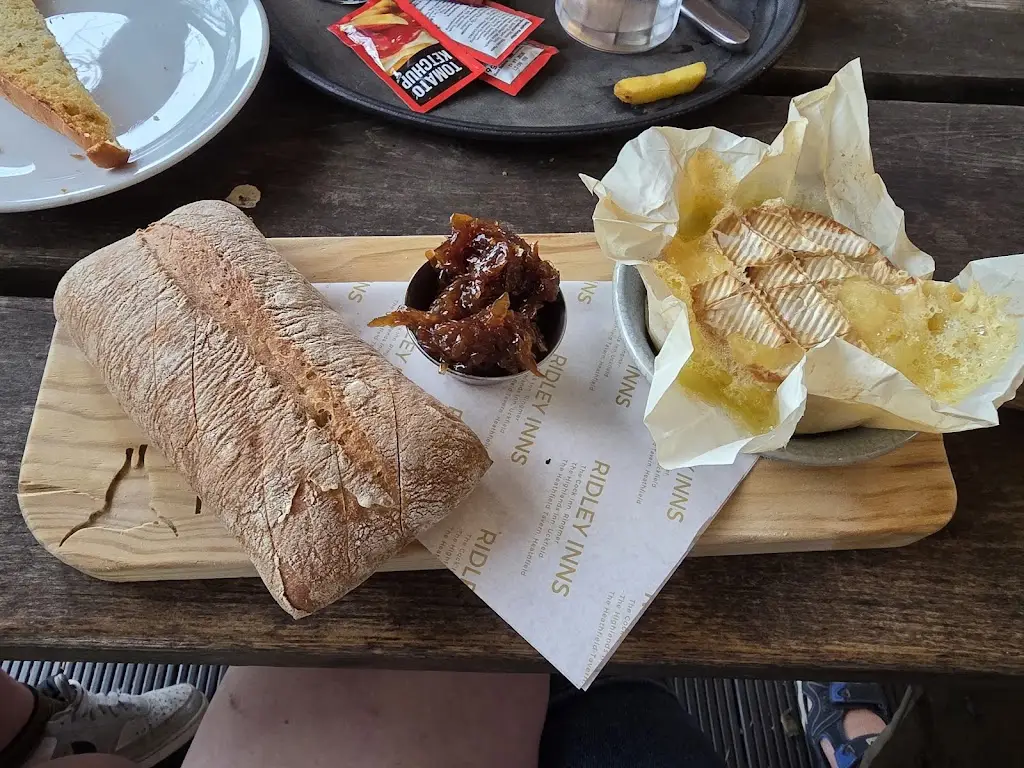 Lorna Marter_The Highlands Inn_Uckfield_review