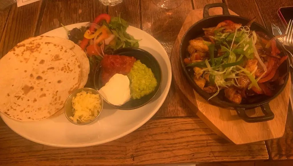 Heather C_The Highlands Inn_Uckfield_review