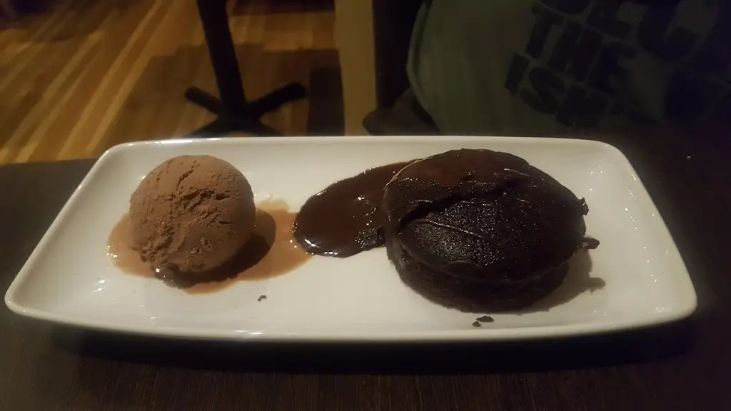 Menu_Amira’s Kitchen_Uckfield_image_6