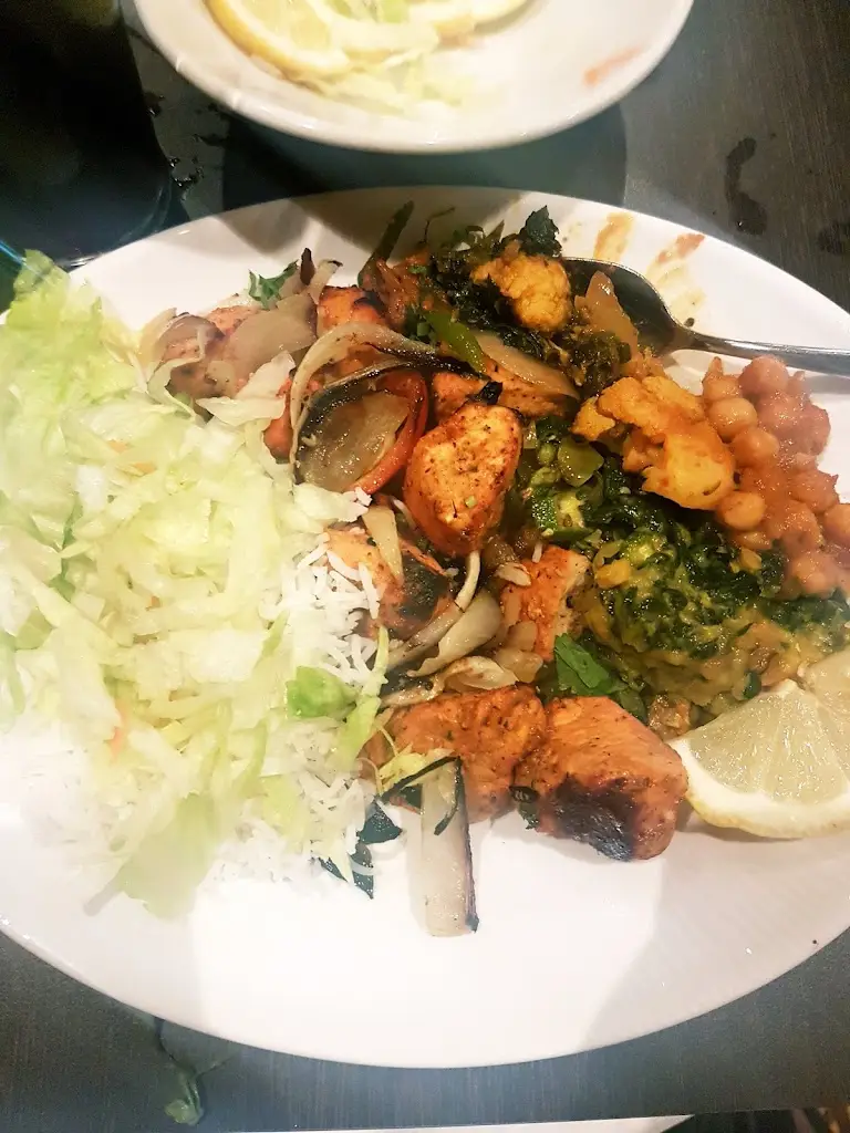 Kat Pond_Amira’s Kitchen_Uckfield_review