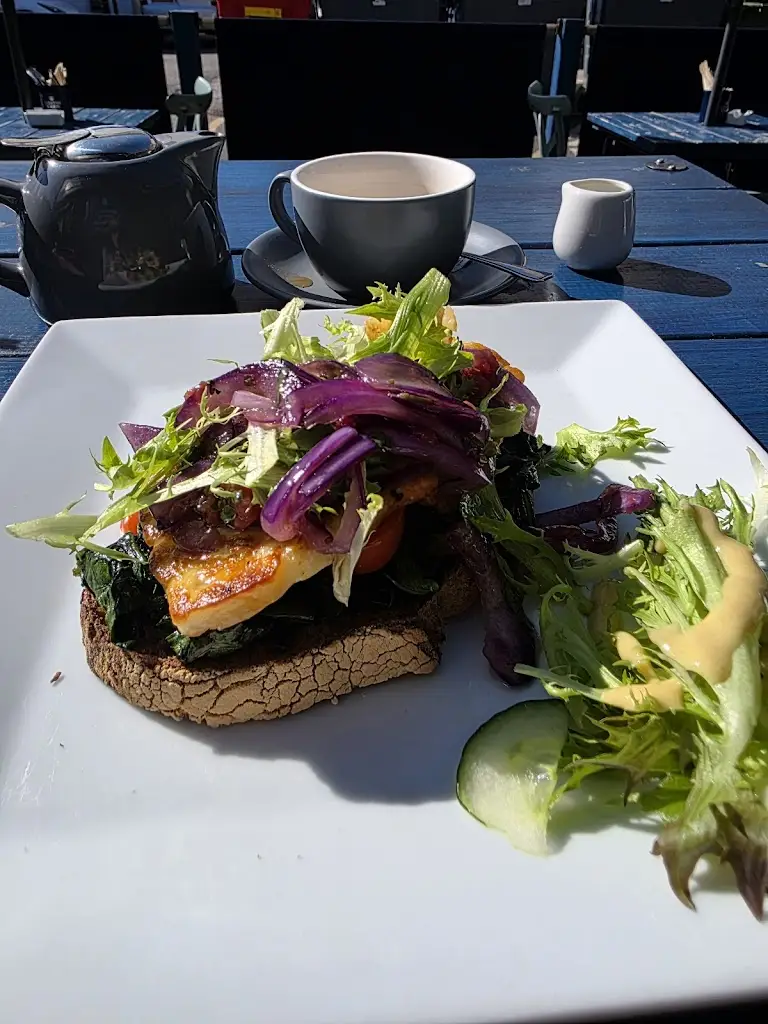 Joanna Moore_Coffee Barn Kitchen & Deli_Uckfield_review