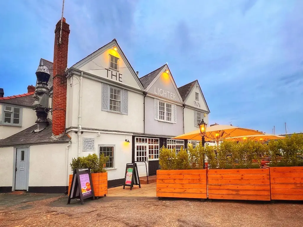 UK Photo Journey_The Lighter_Topsham_review