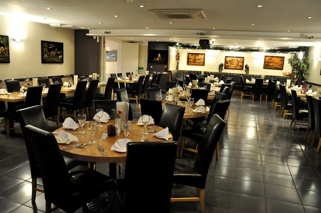 Denley's Essence Of India restaurant in Topsham