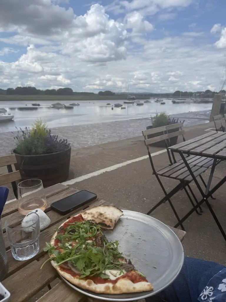 Donna Hicks_South West Pizza Company_Topsham_review