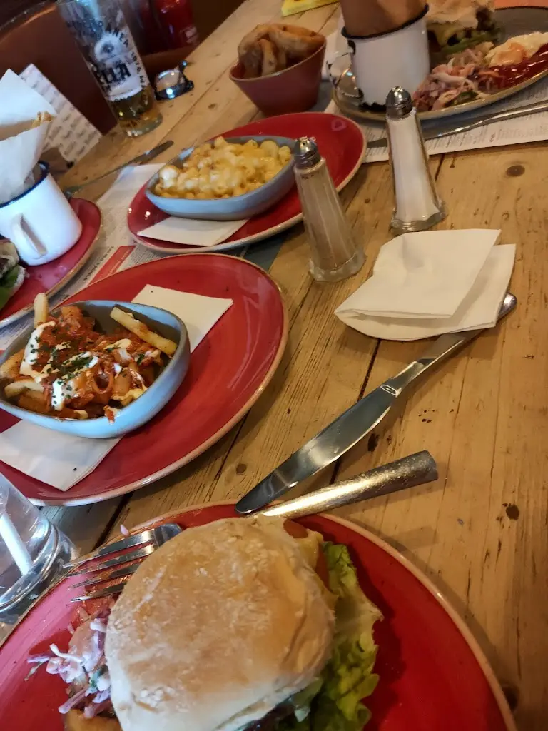 Stuart_Valeroso Lounge_Trowbridge_review