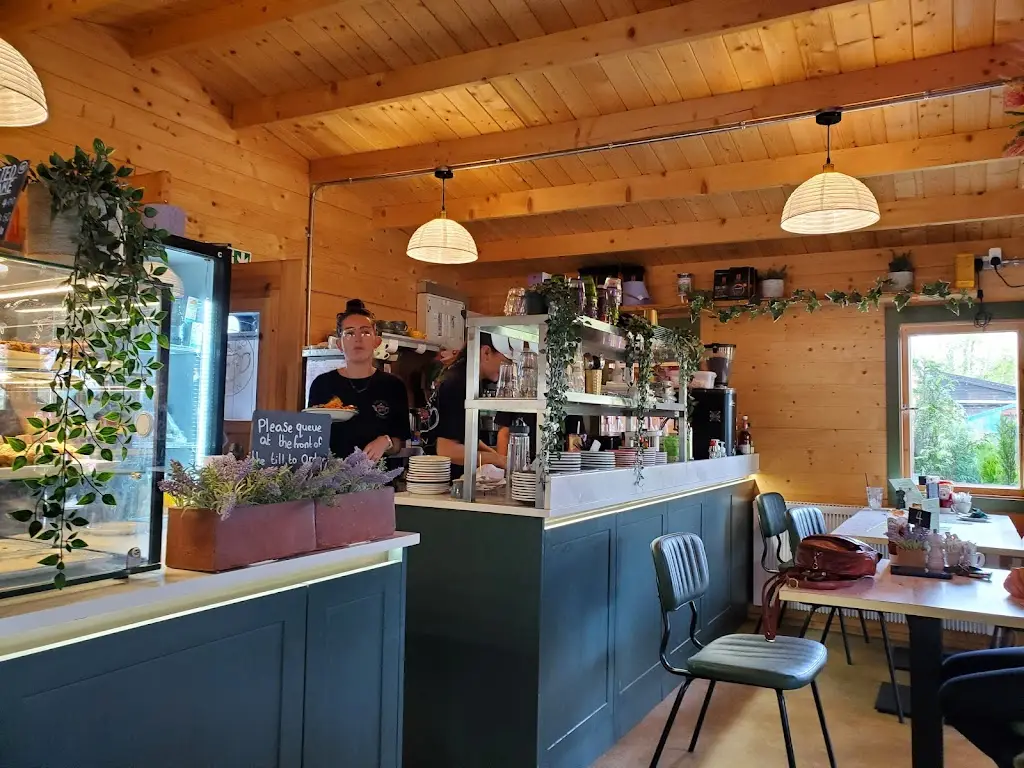 Avonfield Kitchen_Trowbridge_slider_image_2