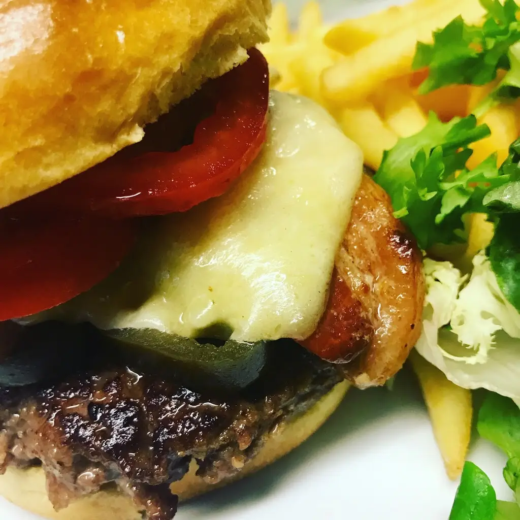 Old Ham Tree_Trowbridge_slider_image_3