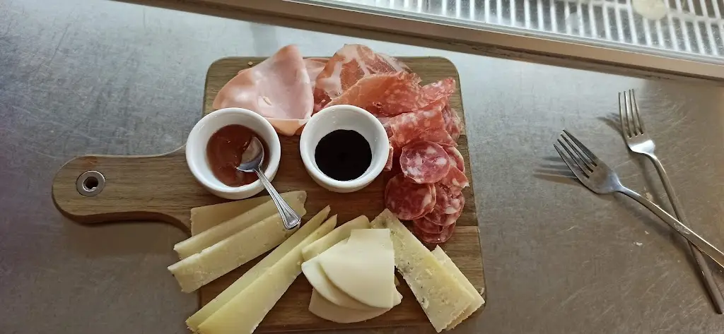 La Bella Vita_Trowbridge_slider_image_2