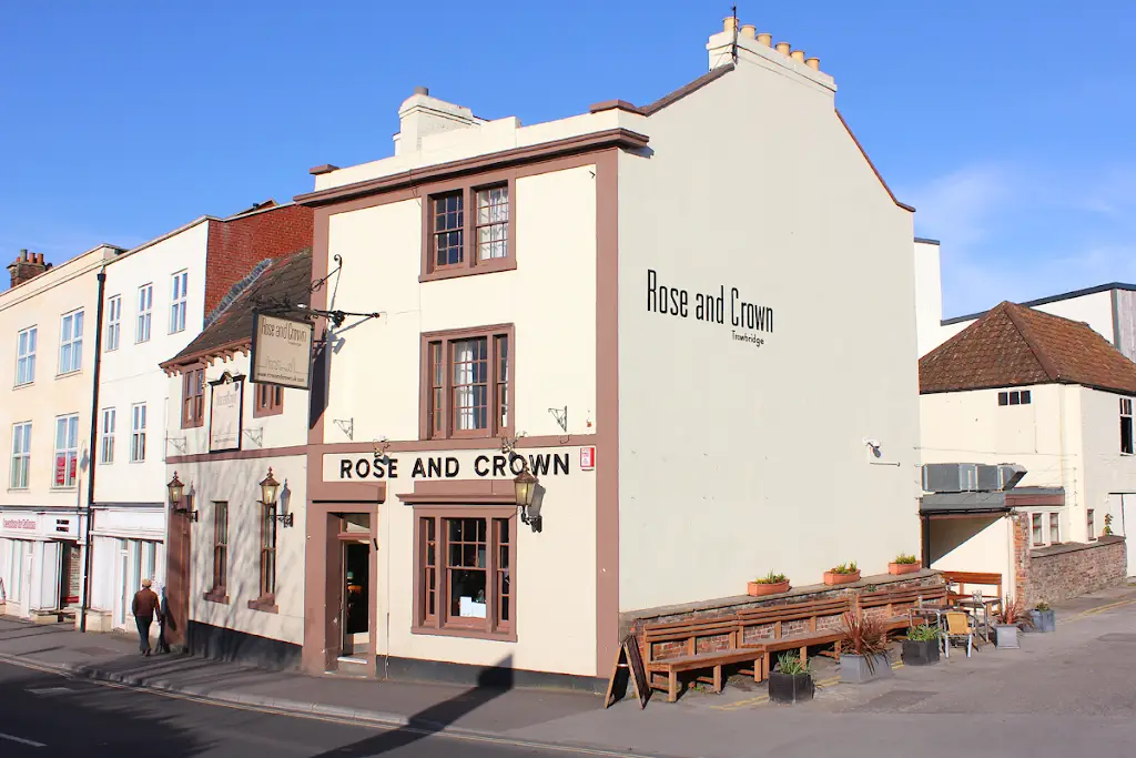 Rose & Crown_Trowbridge_slider_image_3