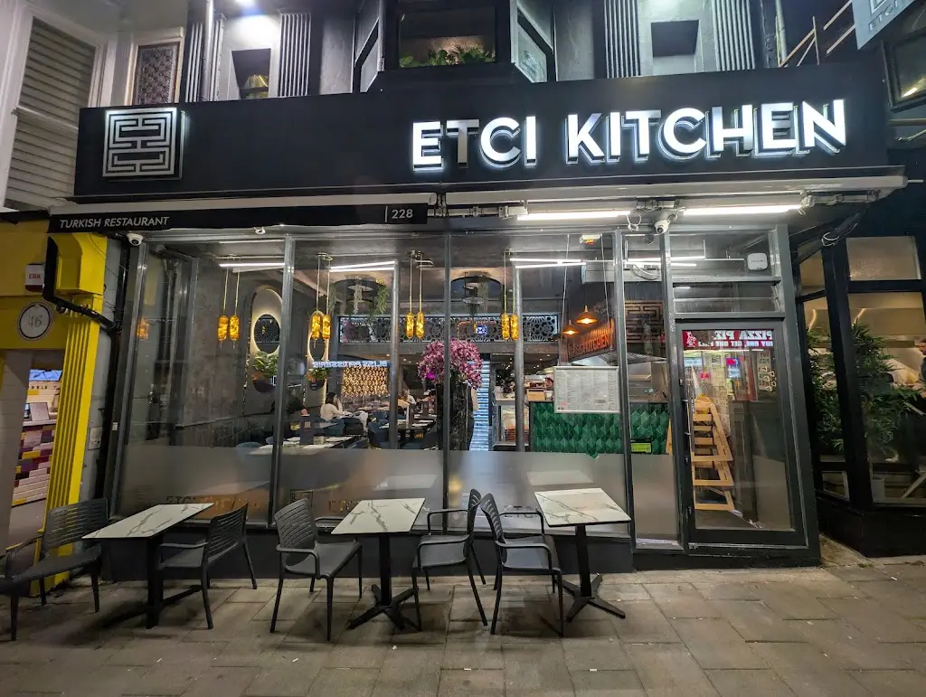 ETCI KITCHEN BRIGHTON_Beighton_slider_image_3