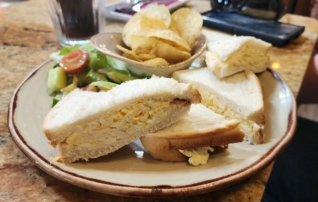 Laurelie M_TWEED at Wadworth_Wadworth_review