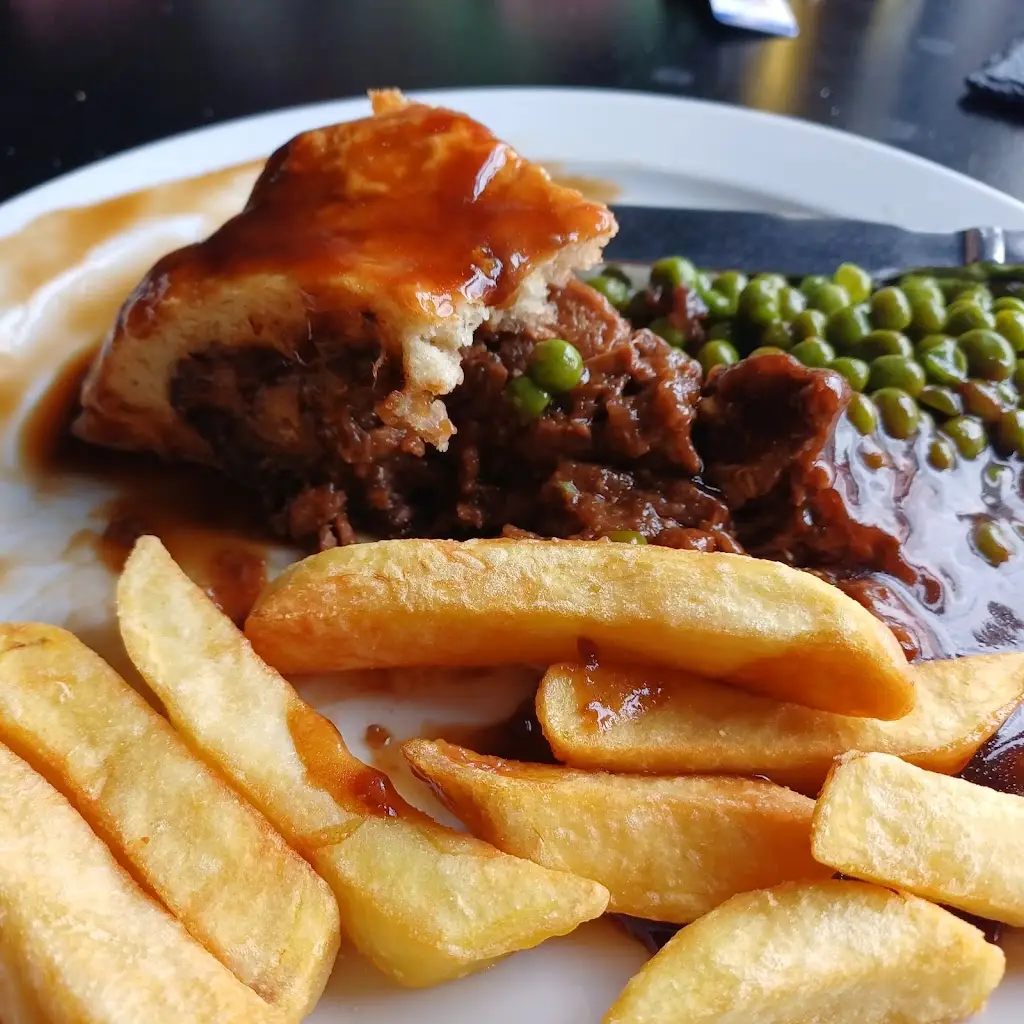 Rachel P_The White Hart_Wadworth_review